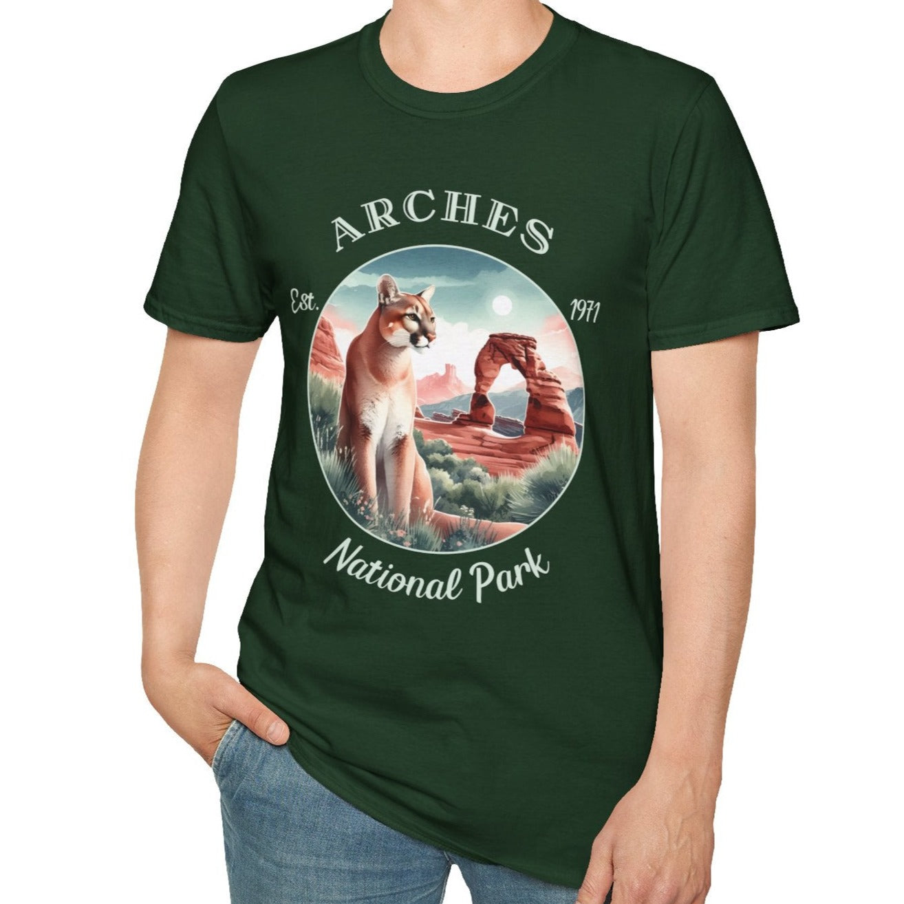 Arches park tee cool gift for boyfriend, nice gift for wife wild adventure through np in usa, good statement shirt for wildlife preservation supporters and enthusiasts, forest green tee