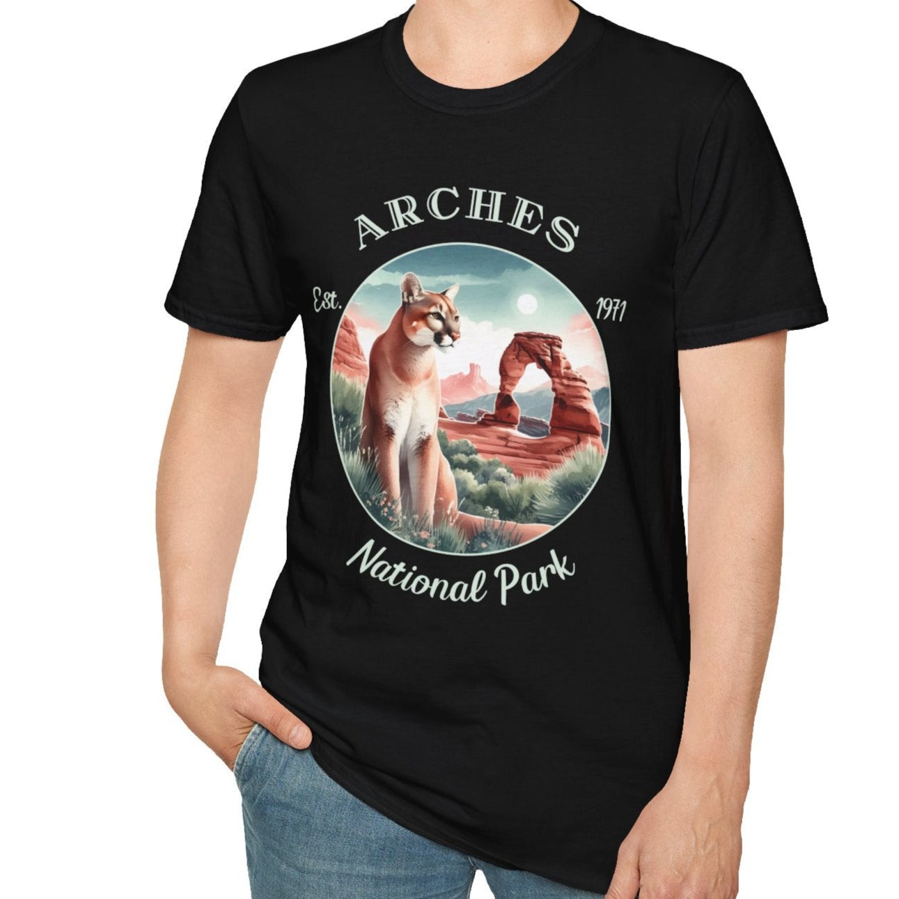 Arches national park usa  t-shirt nice gifts for loved ones, perfect for enthusiast hikers to explore us parks. Live wild, live free, live full life, black tshirt