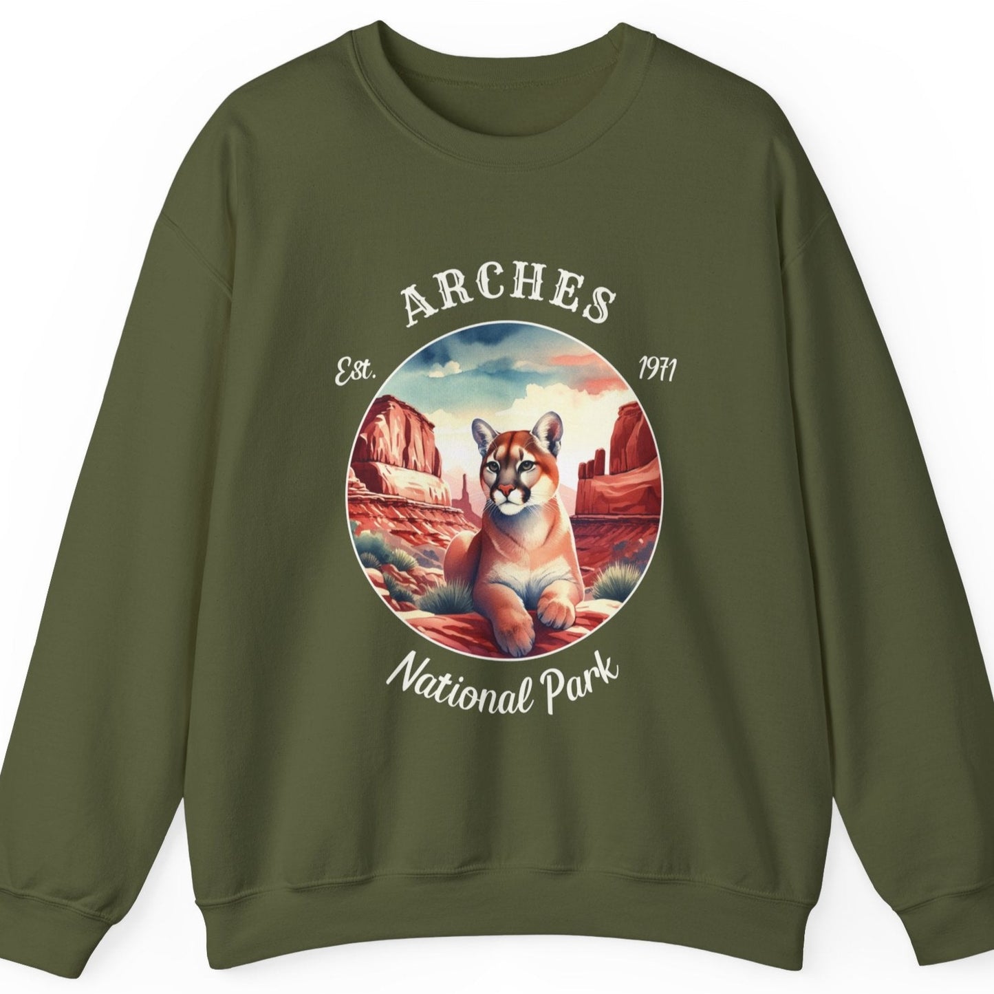 arches national park usa sweatshirt is nice gifts for your loved ones, perfect for enthusiast hikers and explorers of us parks. Live wild, live free, live full, military green oversized sweatshirt