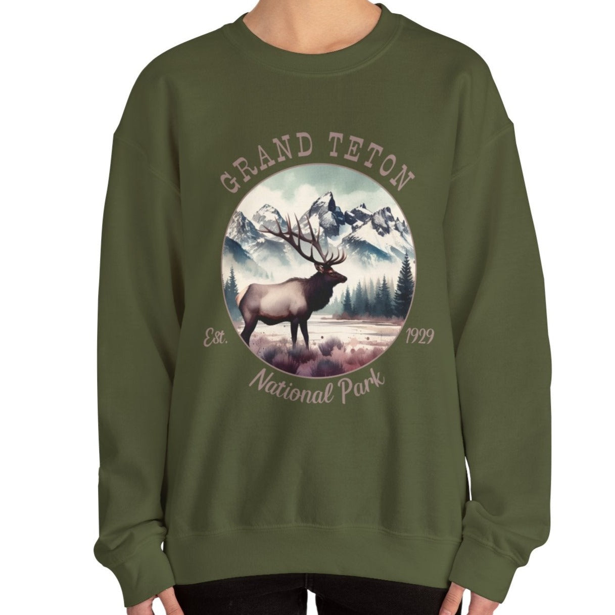 grand teton national park crewnweck sweatshirt is cool gift for boyfriend, nice gift for wife and her wild adventure through np in usa, great statement bag for wildlife preservation supporters and enthusiasts, oversized sweatshirt