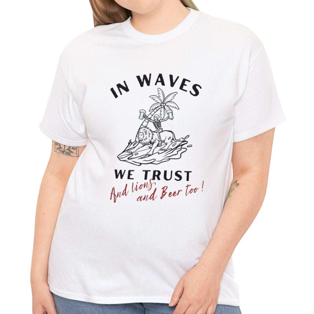 Waves and beer, Unisex Heavy Cotton Tee