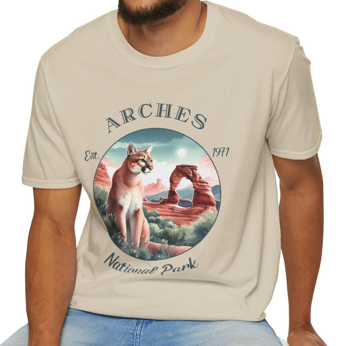 Arches national park usa  t-shirt nice gifts for loved ones, perfect for enthusiast hikers to explore us parks. Live wild, live free, live full life, organic cotton natural t shirt