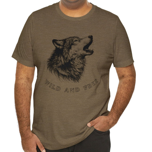 Wild and free, Male wolf Tee